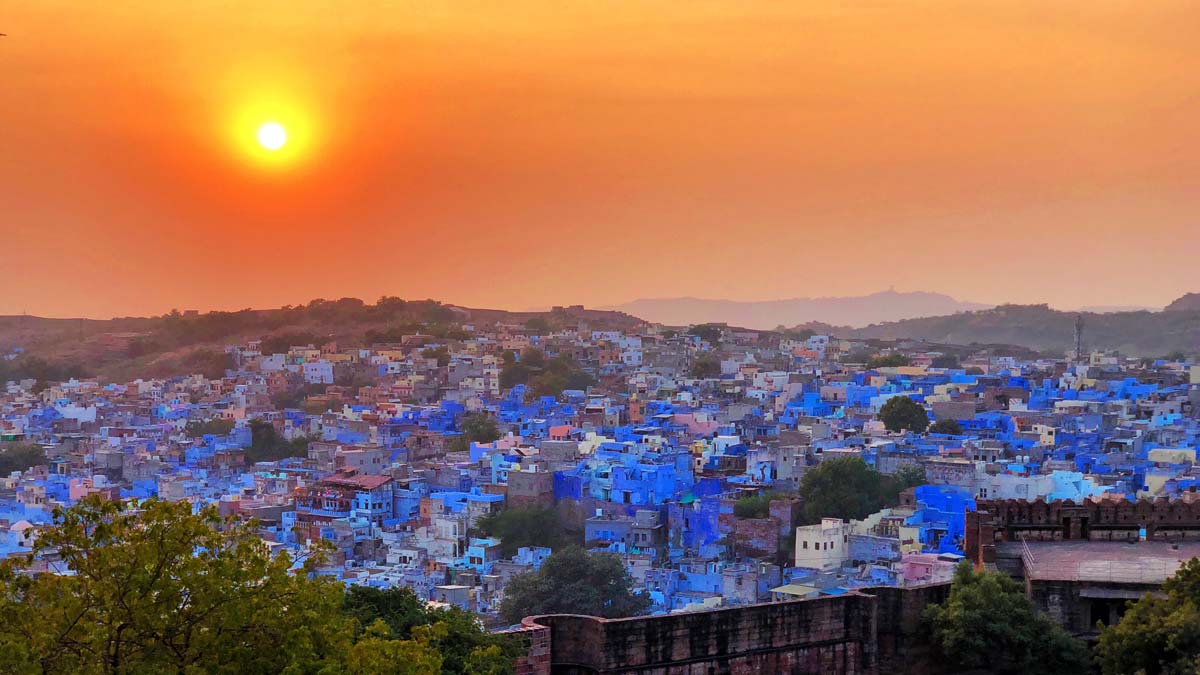 Travel to the Bustling Blue City - Jodhpur